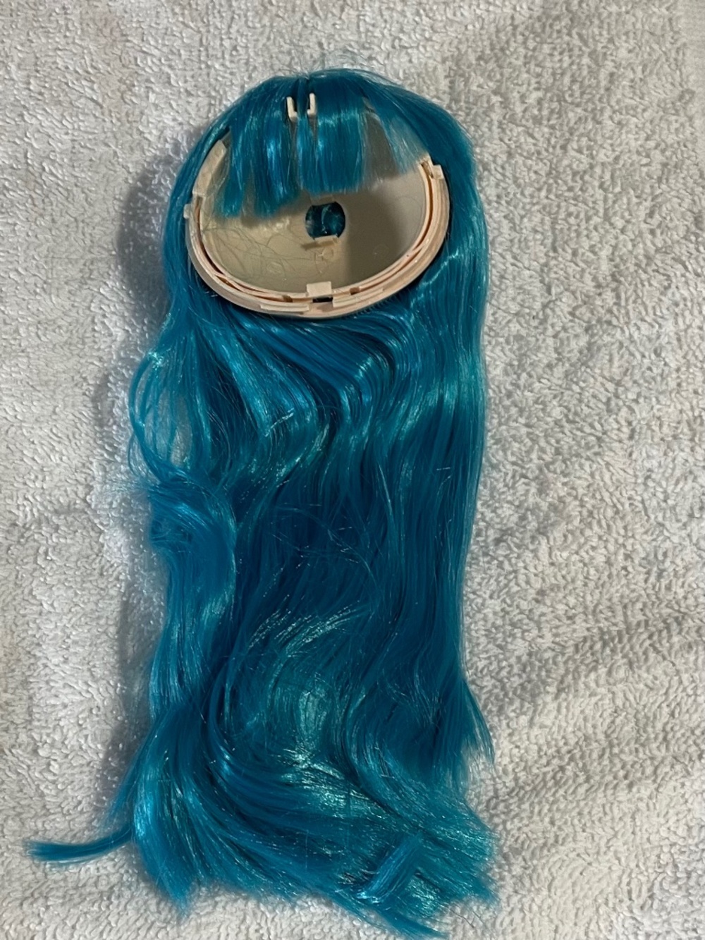 Teal blythe doll hair